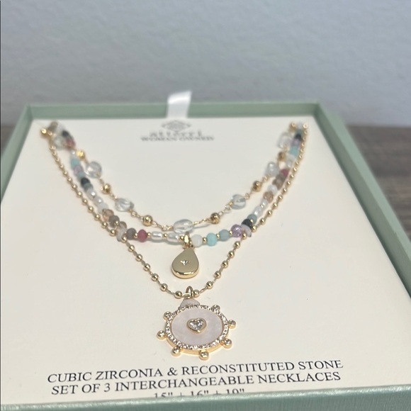 Atterri | Stackable Necklace Set ✨ - Picture 7 of 8